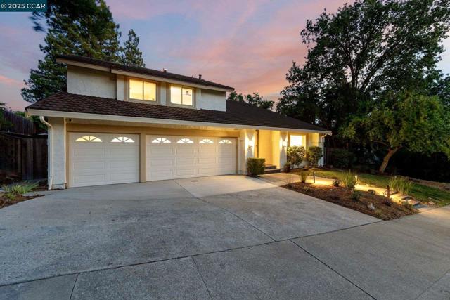 2342 Brantford Court, Walnut Creek CA: https://media.crmls.org/mediaz/7b83d440-59da-475c-a95d-9b5e3e43c568.jpg