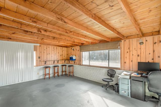 Detail Gallery Image 14 of 25 For 663 Charles Dr, Oceanside,  CA 92057 - 4 Beds | 2 Baths