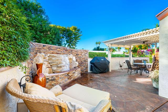 317 Forest Hills Drive, Rancho Mirage CA: https://media.crmls.org/mediaz/7b849c7c-232b-42e5-8022-5670b2b62d60.jpg