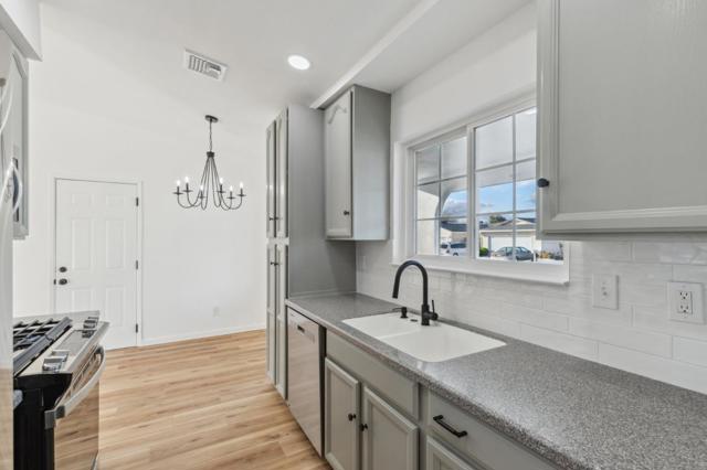 1500 Brixton Lane, Modesto CA: https://media.crmls.org/mediaz/7b868b41-a678-4c23-ada6-33f259a04881.jpg