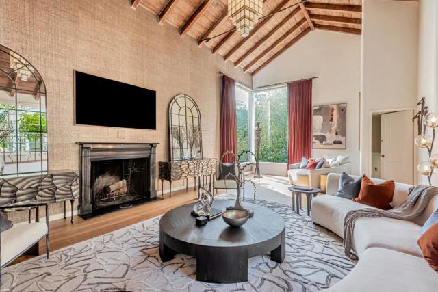 1021 Merner Road, Hillsborough CA: https://media.crmls.org/mediaz/7b86a634-05b9-4e09-b73a-422a37de25e6.jpg