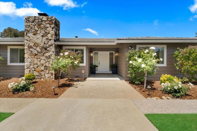 14139 Taos Drive, Saratoga CA: https://media.crmls.org/mediaz/7b8804d6-4cbf-4b16-8254-9eea5c391a1a.jpg
