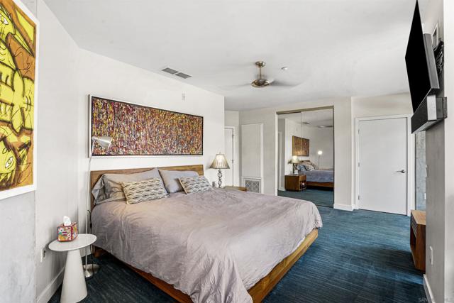 3740 Park Blvd, San Diego CA: https://media.crmls.org/mediaz/7b88d2c2-2c1c-4f5d-a3e1-38b63bc1fbc0.jpg