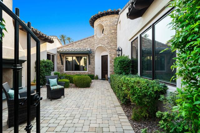 49481 Rock Rose Drive, Indio CA: https://media.crmls.org/mediaz/7b89f99d-267b-4b82-86a6-864602fcdb3e.jpg