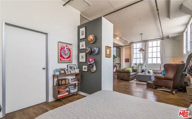 Image 11 of 25 For 420 San Pedro Street 224