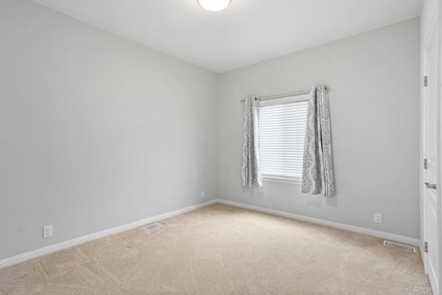 525 W El Norte Parkway, Escondido CA: https://media.crmls.org/mediaz/7b8b71fd-aefb-4326-b2d4-c90c03675d2a.jpg
