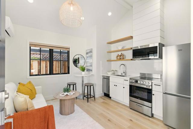 153 Somerset Street, Redwood City CA: https://media.crmls.org/mediaz/7b8bd5ca-196e-4ae1-90d8-5e525e524fdf.jpg