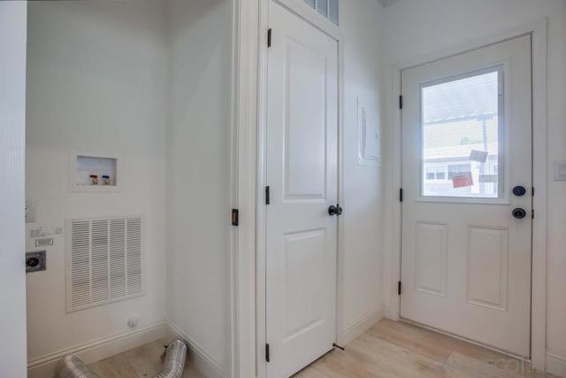 7025 San Bartolo St, Carlsbad CA: https://media.crmls.org/mediaz/7b8cc82f-d679-413e-8f69-cce216f71a88.jpg