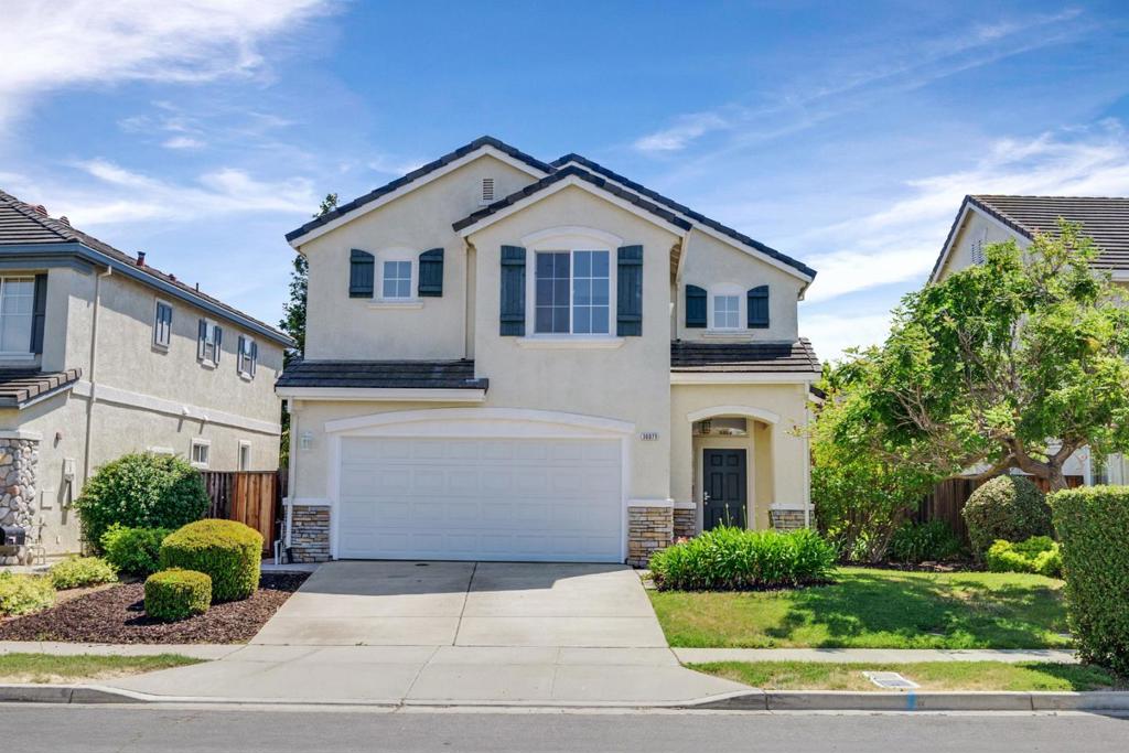 36075 Crystal Springs Drive