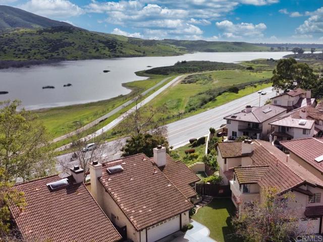 Detail Gallery Image 4 of 50 For 10027 Vallata Ct, Spring Valley,  CA 91977 - 4 Beds | 2/1 Baths