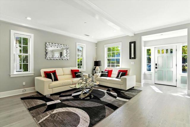 16218 George St, Los Gatos CA: https://media.crmls.org/mediaz/7b8e80d6-419e-48c9-9349-77f279707cbb.jpg