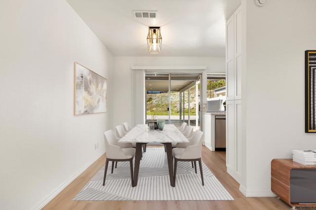 3875 Vista Campana, Oceanside CA: https://media.crmls.org/mediaz/7b8fecfd-6dac-493b-81ce-7ee052f42aee.jpg