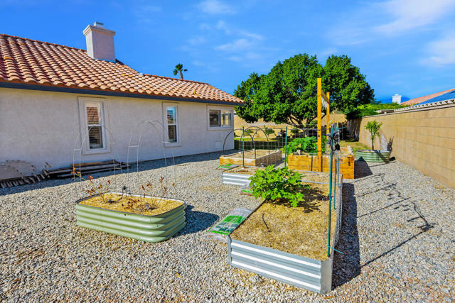 78524 San Marino Court, La Quinta CA: https://media.crmls.org/mediaz/7b90998c-24c4-459a-84fe-18a7a6f6d2ca.jpg