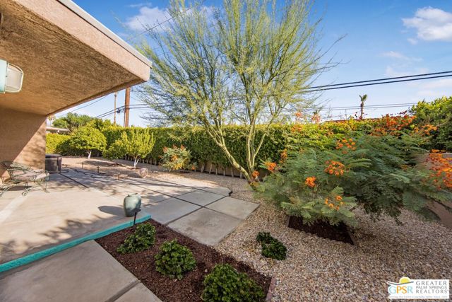 73940 Mountain View Avenue, Palm Desert CA: https://media.crmls.org/mediaz/7b913483-fa52-42bd-8ca6-cd253f8455b6.jpg