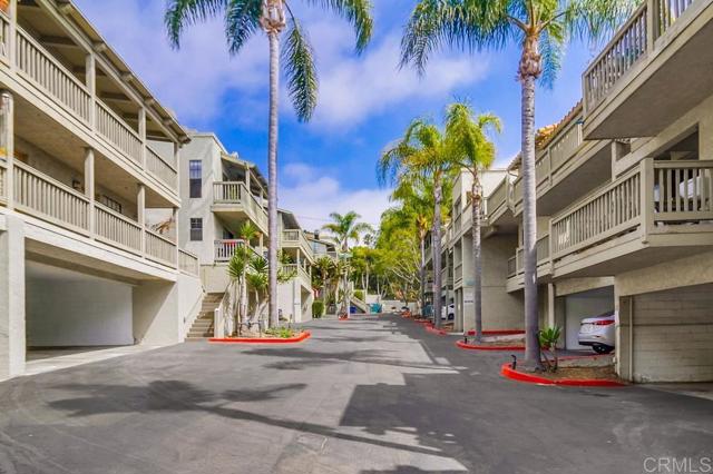 Detail Gallery Image 45 of 46 For 3961 Hortensia St #H4,  San Diego,  CA 92110 - 2 Beds | 2 Baths
