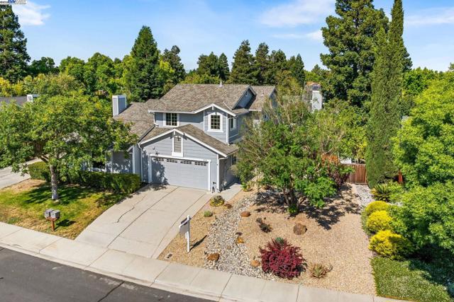 473 Andrea Cir, Livermore CA: https://media.crmls.org/mediaz/7b9241be-4876-44c7-b044-730317e8da42.jpg