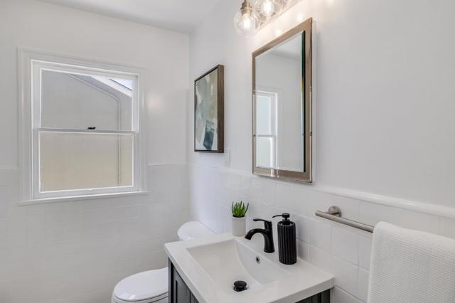 1224 Tilia Street, San Mateo CA: https://media.crmls.org/mediaz/7b92acd9-ffa6-4528-b28b-cc300559a79f.jpg