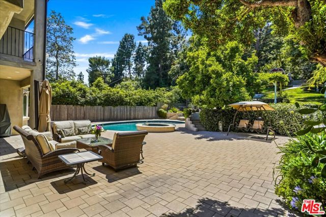 Drew Fenton | 1701 Roscomare Road Los Angeles CA | MLS: 7625124 Drew Fenton | 1701 Roscomare Road Los Angeles CA | MLS: 7625124