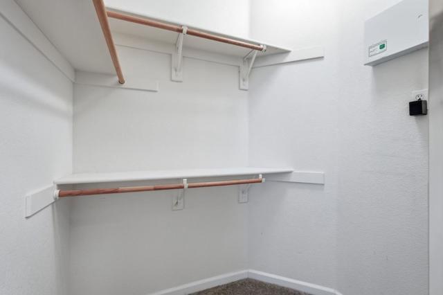 2405 Summerlin Drive, Modesto CA: https://media.crmls.org/mediaz/7b953a05-fedc-4470-95d8-74fab48b39f1.jpg