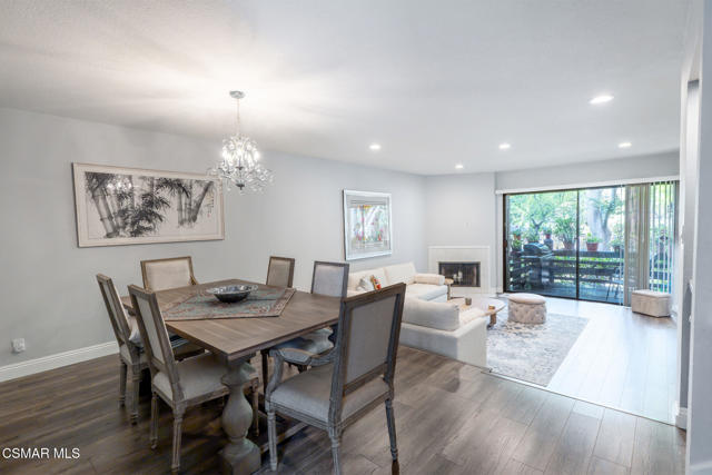 21901 Burbank Boulevard, Woodland Hills CA: https://media.crmls.org/mediaz/7b99c186-1883-497d-8a64-d457ddfb9954.jpg