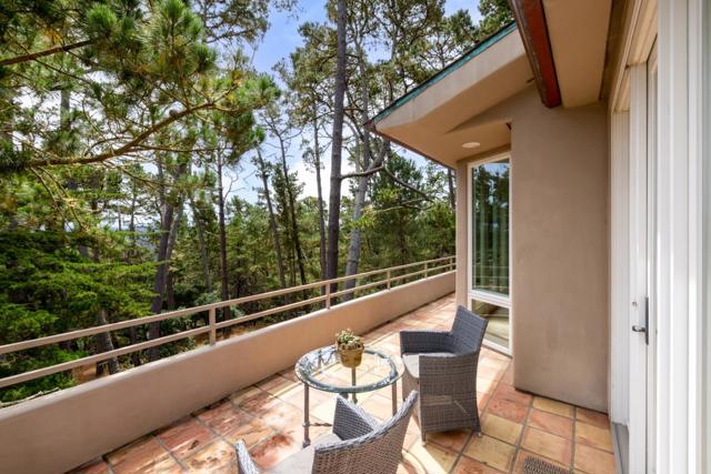 4043 Costado Road, Pebble Beach CA: https://media.crmls.org/mediaz/7b9a0f2c-66b8-4ced-a9ba-973143de32ca.jpg