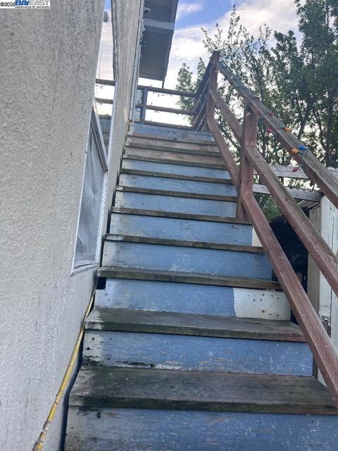 1317 Chanslor Ave, Richmond CA: https://media.crmls.org/mediaz/7b9b169b-baa3-4380-bf8b-d3f29757a9df.jpg