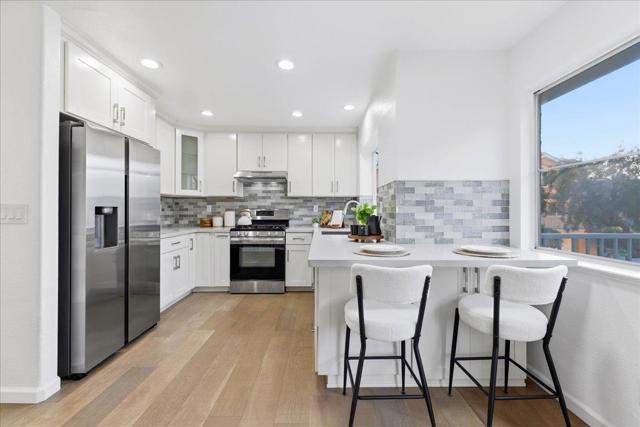 6031 Commerce Drive, Fremont CA: https://media.crmls.org/mediaz/7b9b8881-32ff-4383-b97d-7c23d1ca6f7f.jpg