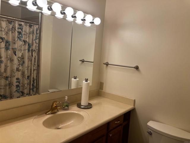 2626 Sunset, Escondido CA: https://media.crmls.org/mediaz/7b9c3a1c-8736-4bdd-aa25-eeb9427eb19f.jpg