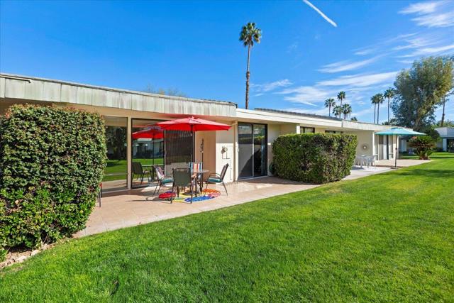 1711 Grand Bahama Drive W, Palm Springs, CA 92264