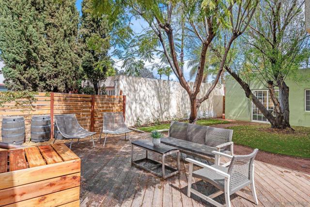 4605 4607 Terrace Dr, San Diego CA: https://media.crmls.org/mediaz/7b9d05ce-bd41-4667-9e90-f4886be1d3e6.jpg