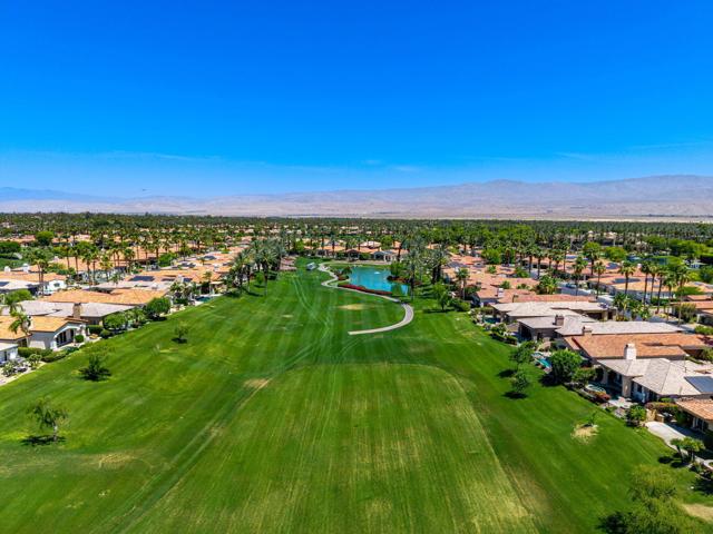 371 Tomahawk Drive, Palm Desert, CA 92211