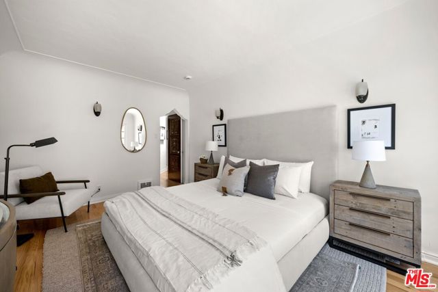 6410 Drexel Avenue, Los Angeles CA: https://media.crmls.org/mediaz/7b9e7eeb-3d31-4bae-ad8c-1e6d3cd82ec9.jpg