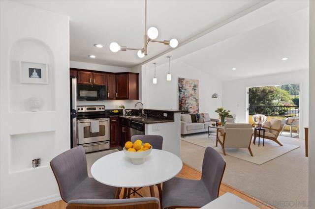 5055 Collwood Blvd, San Diego CA: https://media.crmls.org/mediaz/7b9ed081-af3c-4cbd-9327-7abd7d33d2a4.jpg