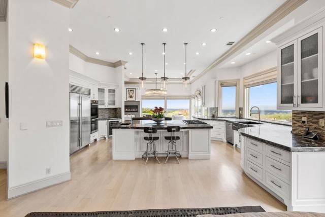 12252 Menalto Drive, Los Altos Hills CA: https://media.crmls.org/mediaz/7b9f2a67-e528-4786-abbd-ce427026e715.jpg