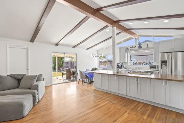 6702 Estrella Ave, San Diego CA: https://media.crmls.org/mediaz/7ba067fc-0f72-48a8-83ba-b0134ad190f2.jpg