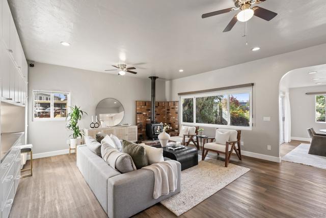 1701 Dayton Dr., Lemon Grove CA: https://media.crmls.org/mediaz/7ba2a5bd-fa98-4dec-af16-d71ebf2c148d.jpg