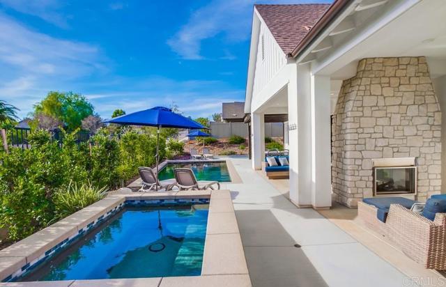 1221 Gable Court, San Marcos CA: https://media.crmls.org/mediaz/7ba33971-146c-40c3-a2a7-4837af9c6a29.jpg