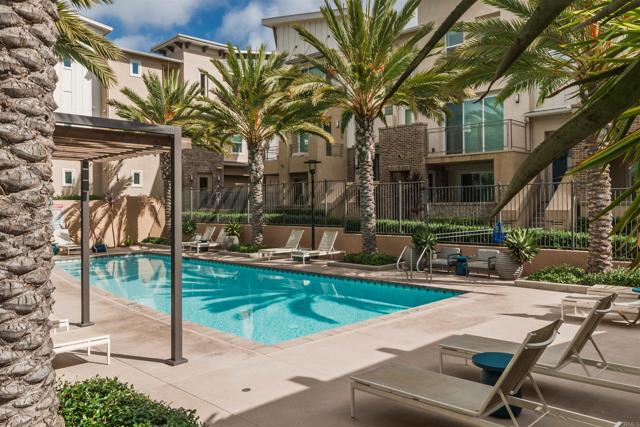 Detail Gallery Image 32 of 37 For 6140 Colt Pl #104,  Carlsbad,  CA 92009 - 3 Beds | 3/1 Baths