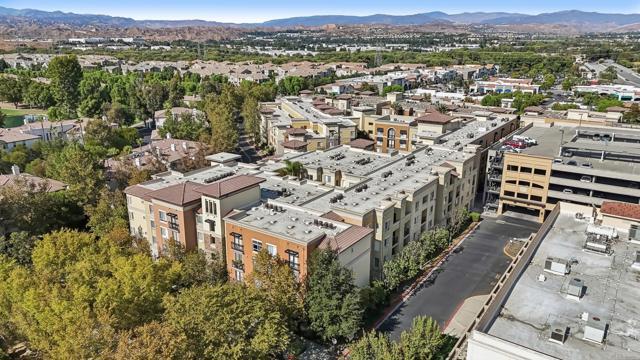 Detail Gallery Image 37 of 44 For 24507 Town Center Drive #7317,  Valencia,  CA 91355 - 2 Beds | 2 Baths