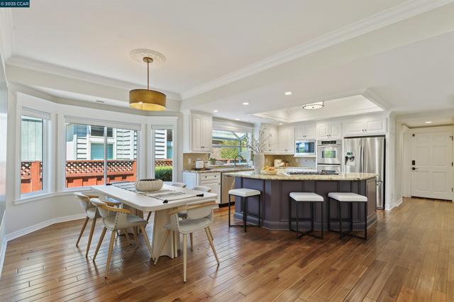 4343 Quail Run Ln, Danville CA: https://media.crmls.org/mediaz/7ba66dc3-52f4-492b-89d8-eefa491b08d2.jpg