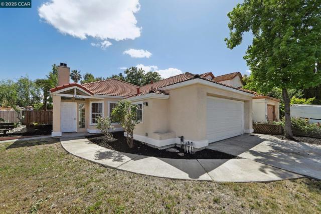 4464 Pampas Cir, Antioch CA: https://media.crmls.org/mediaz/7ba67886-6f20-4676-a331-d4027b4aac62.jpg