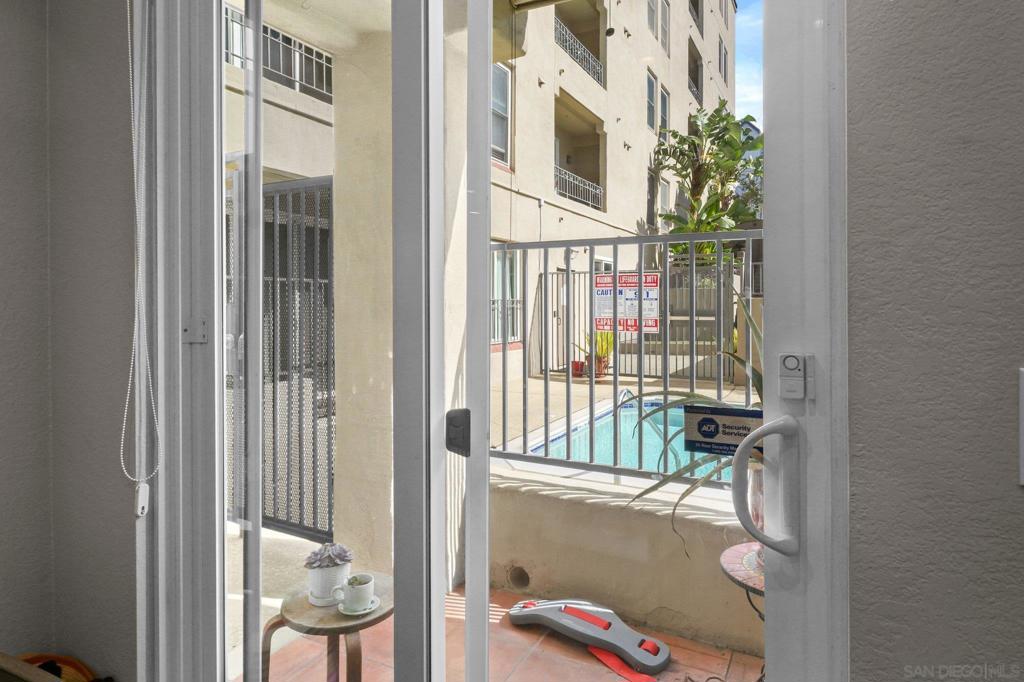 2445 Brant St - photo 18