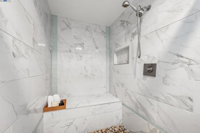 316 3Rd Ave S, Pleasant Hill CA: https://media.crmls.org/mediaz/7ba80c09-5c2a-4719-85a5-cbf2824cb301.jpg
