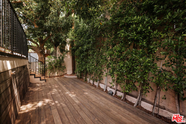 144 Mabery Road photo 33