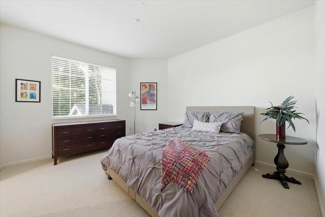 608 Arcadia Terrace, Sunnyvale CA: https://media.crmls.org/mediaz/7ba88d51-9ad2-4afc-86f7-b155dea34546.jpg