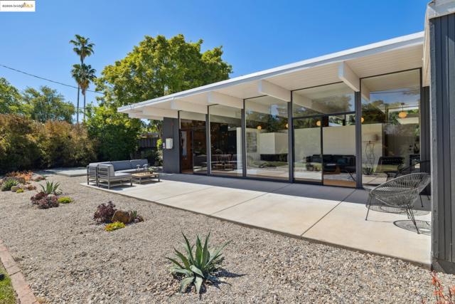 Image 30 of 34 For 2682 San Antonio Dr