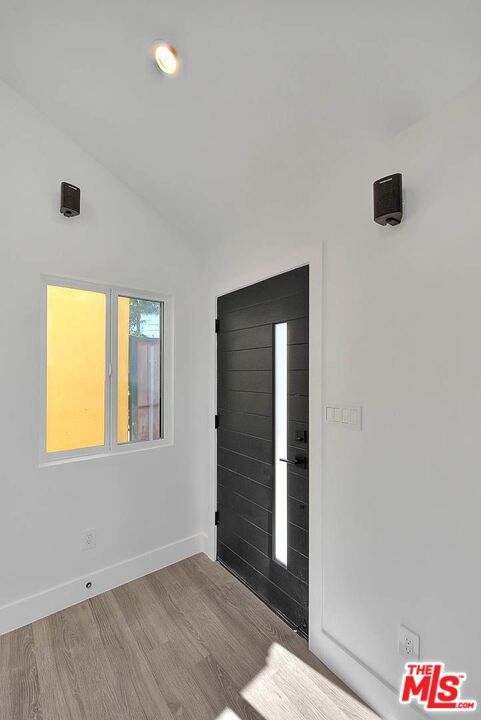 4516 W 63rd Street, Los Angeles CA: https://media.crmls.org/mediaz/7ba9491b-df0f-4d8f-ada7-be8d109e193f.jpg
