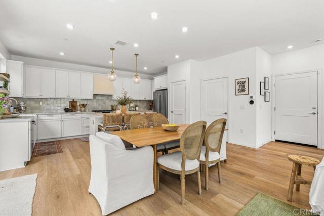 Detail Gallery Image 18 of 69 For 1763 Laurelwood Way, Oceanside,  CA 92057 - 3 Beds | 2/1 Baths