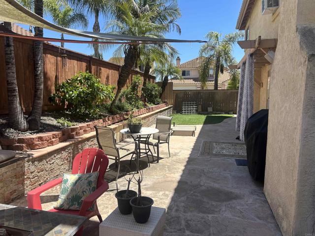 402 Calle Corazon, Oceanside CA: https://media.crmls.org/mediaz/7baa4fca-05b5-4b0f-a93b-f101626f8b1a.jpg