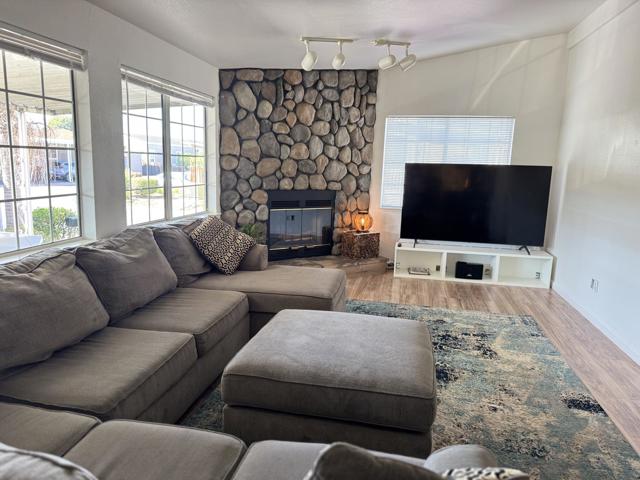 1085 Tasman Drive, Sunnyvale CA: https://media.crmls.org/mediaz/7bab12f7-b94a-4785-9a91-f28ef99c8b2c.jpg